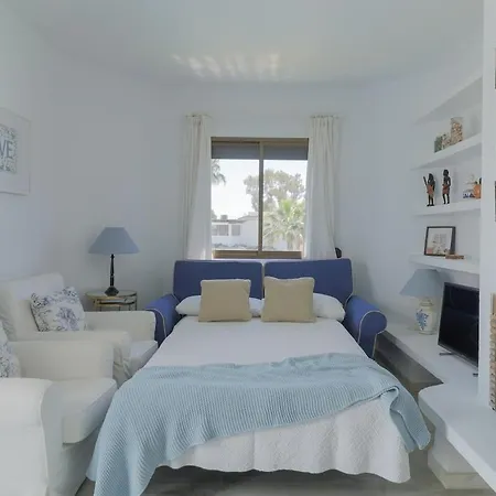 C63 - Sea View Peaceful Beach * Marbella